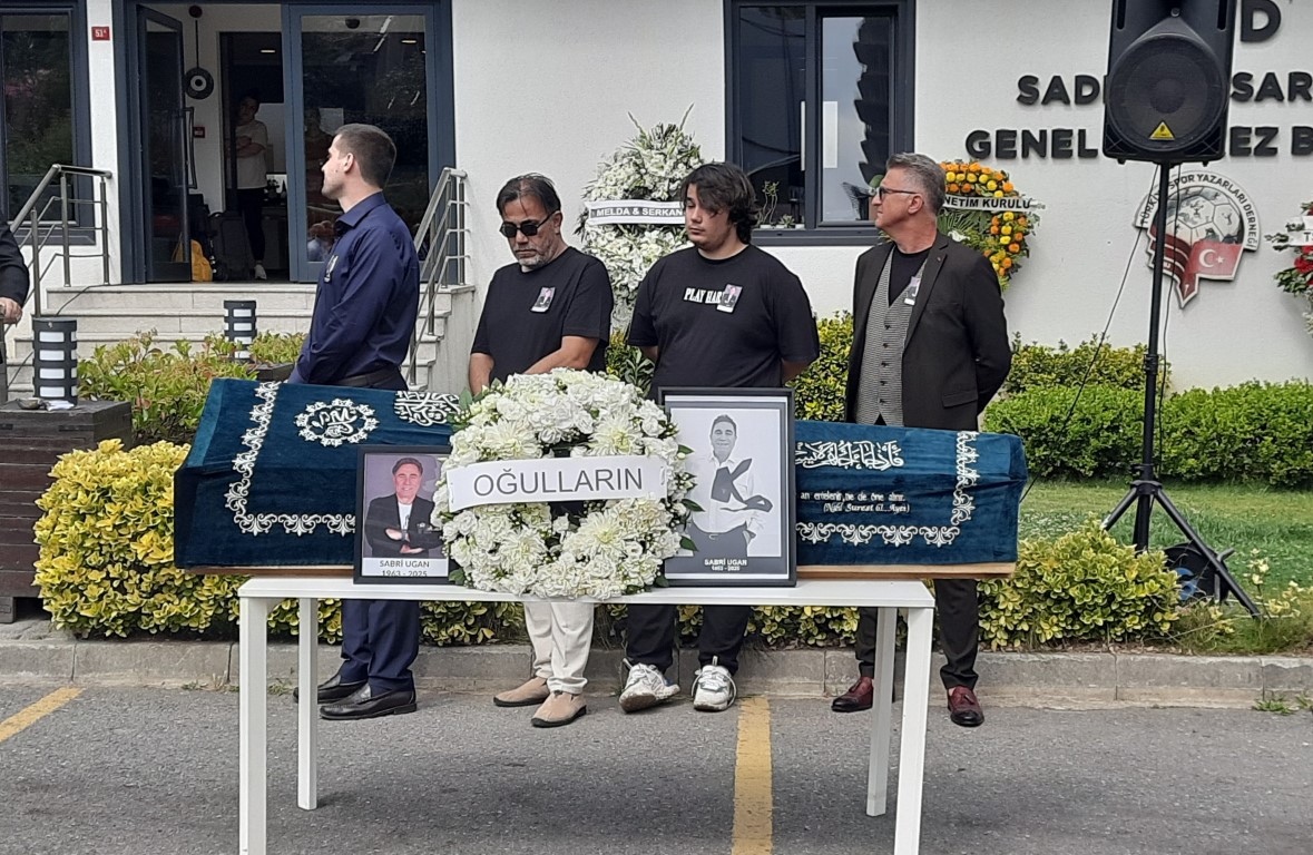Sabri Ugan törenle son yolculuğuna uğurlandı