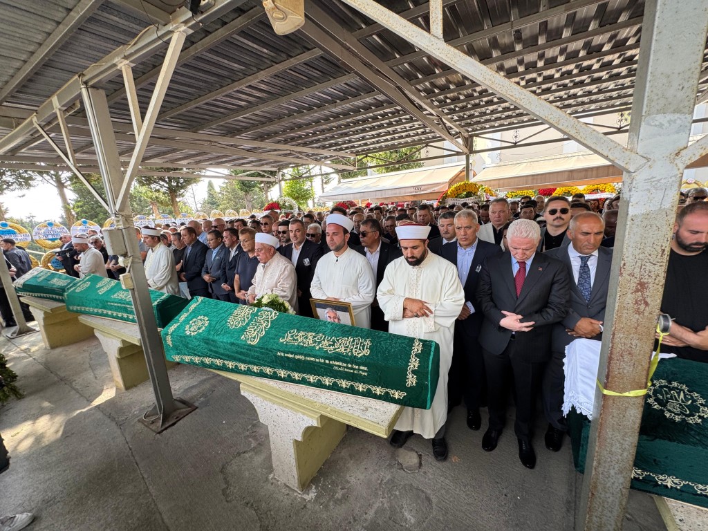 Altınbaş Holding Onursal Başkanı Ali Altınbaş son yolculuğuna uğurlandı