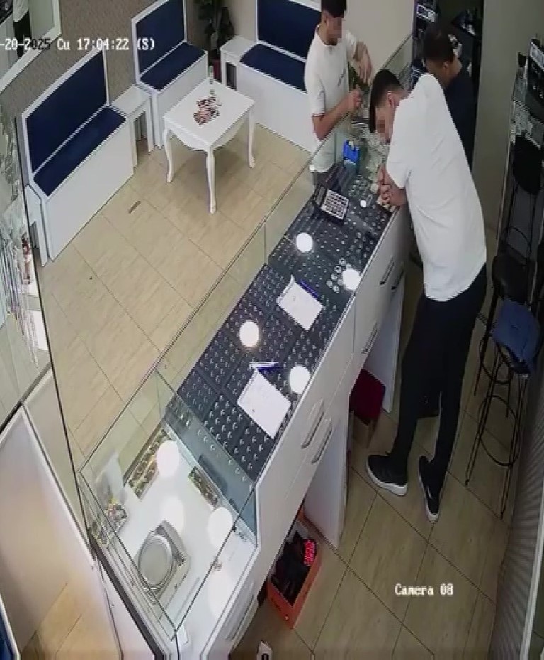 Dolandırıcılar ’Parola Vatan’ diyerek 6 milyon TL’lik vurgun yaptı