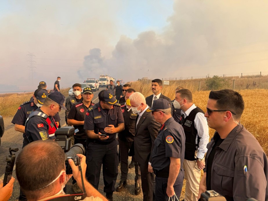 Silivri’deki orman yangını mangaldan çıktı, 1 gözaltı