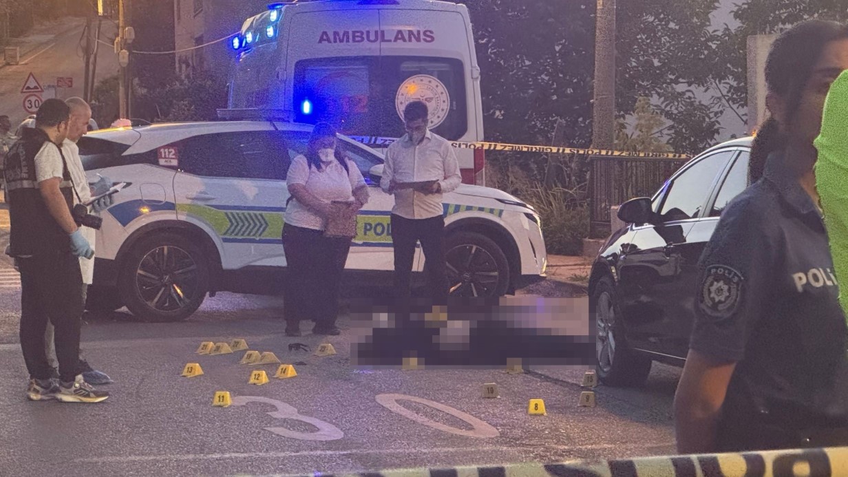 Sokak ortasında çifte cinayet: Baba ve oğul hayatını kaybetti