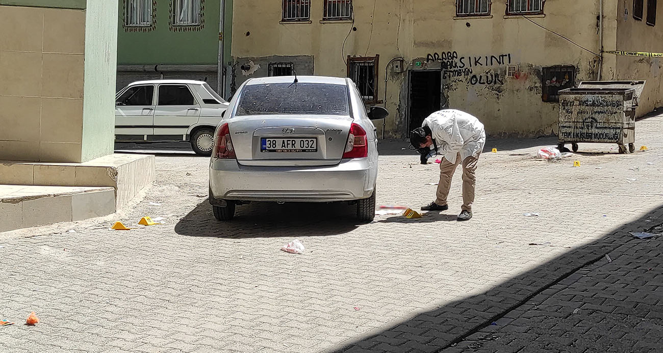 Cuma namazı sonrası kanlı pusu: 2 yaralı