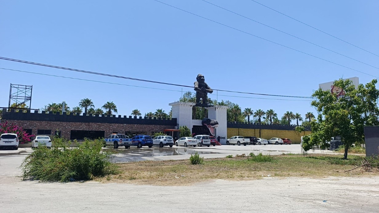Aslanın kaçtığı hayvanat bahçesi yapılacak denetime kadar mühürlendi