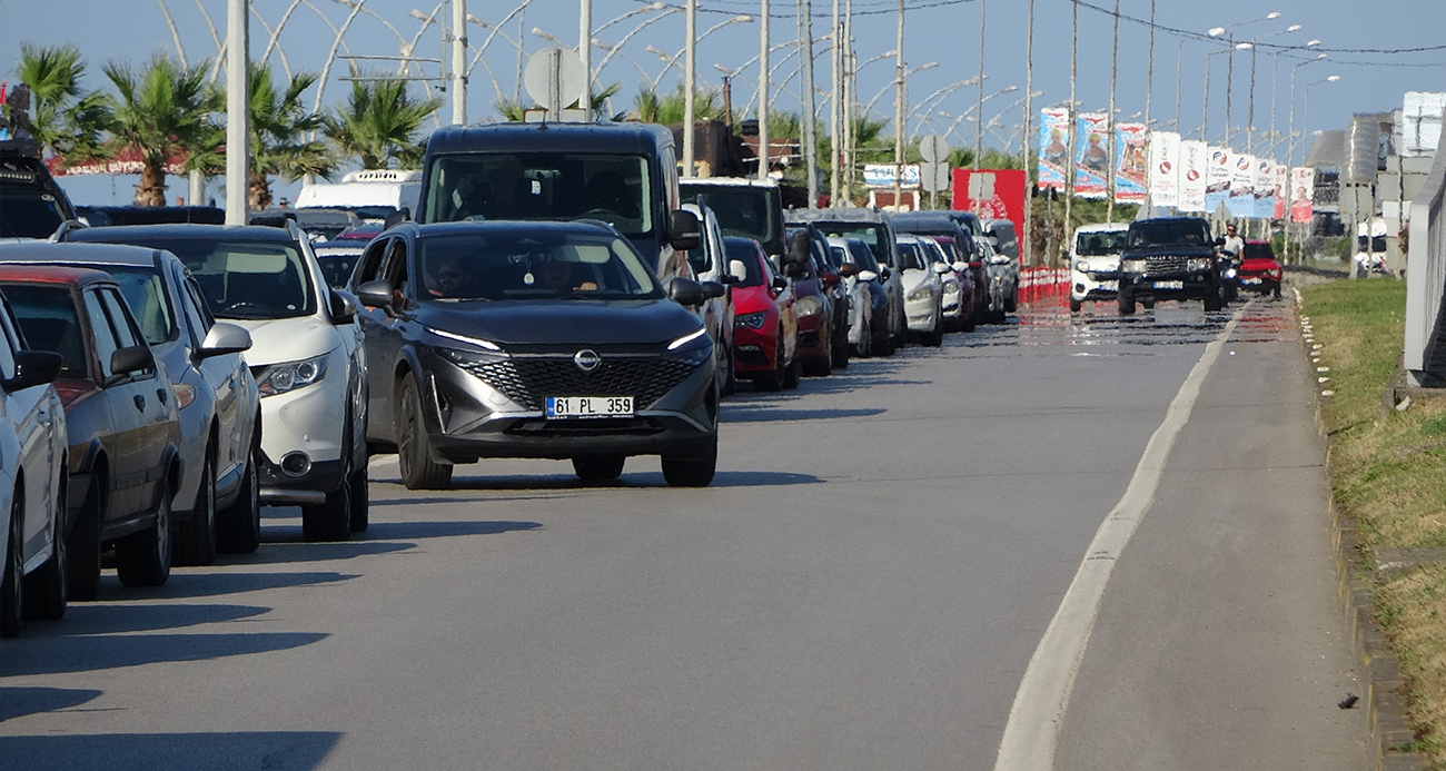 Neredeyse 3 kişiye bir araç düşüyor