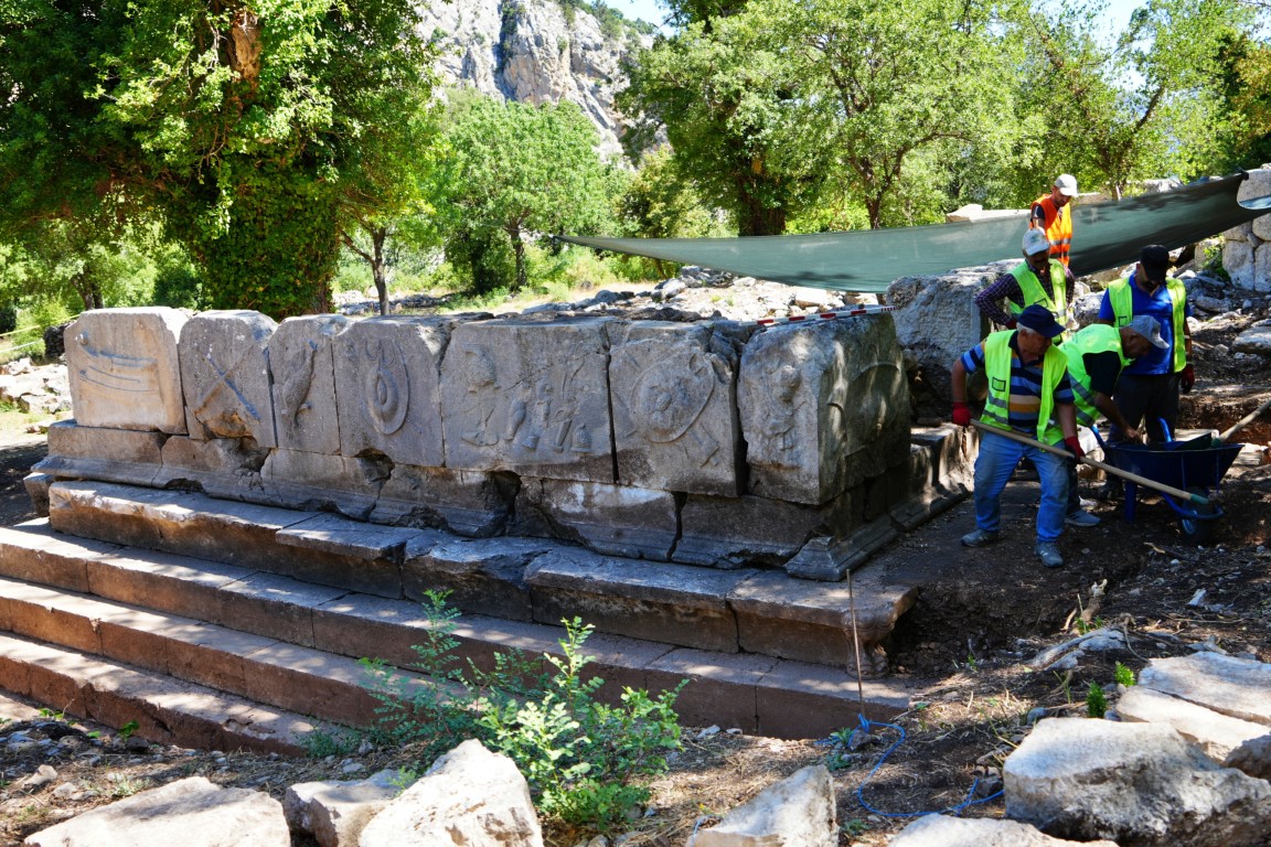 Termessos’ta tarih gün yüzüne çıkıyor: Antik kentte ilk kazı başladı