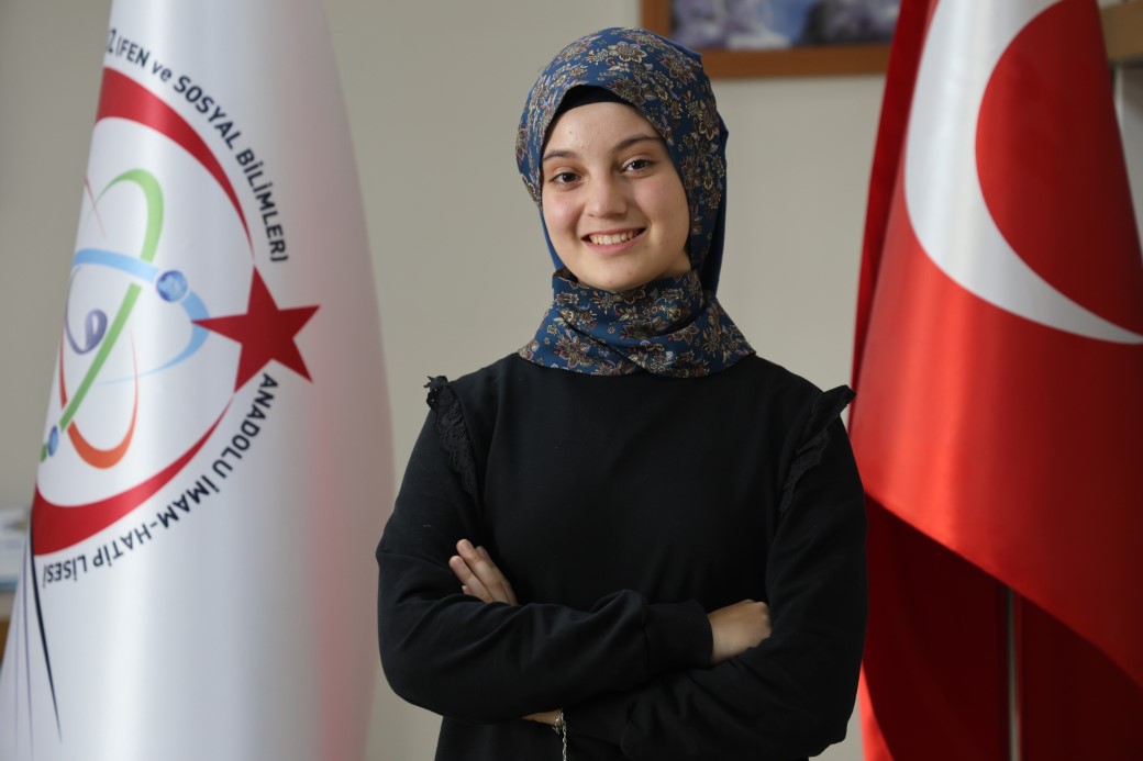 Asrın felaketinde kaybettiği babasına söz verdi, LGS’de Türkiye birincisi oldu