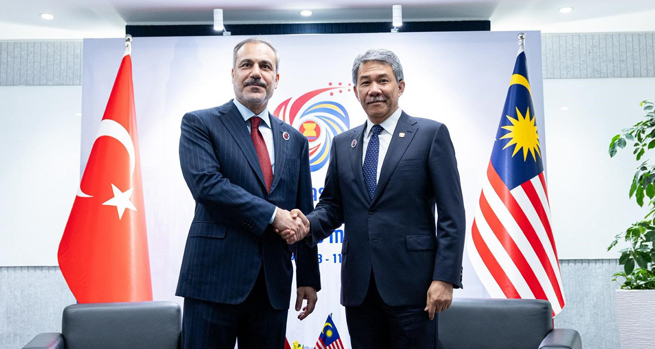 Bakan Fidan Malezya’da Malezya Dışişleri Bakanı Mohamad bin Hasan ile görüştü