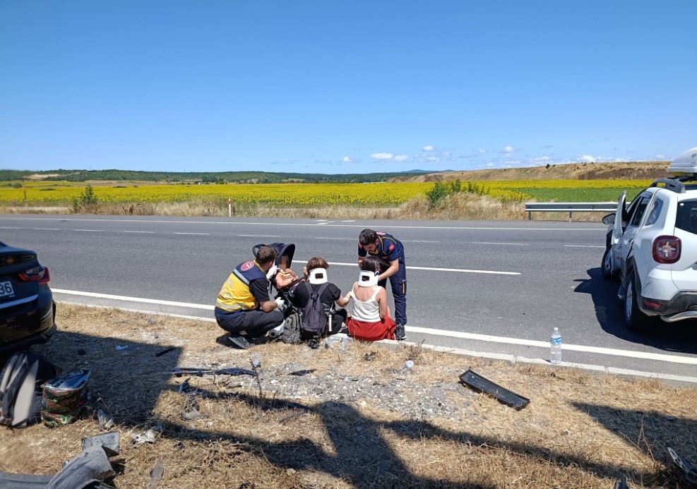Tekirdağ’da trafik kazası: 2’si çocuk, 9 yaralı