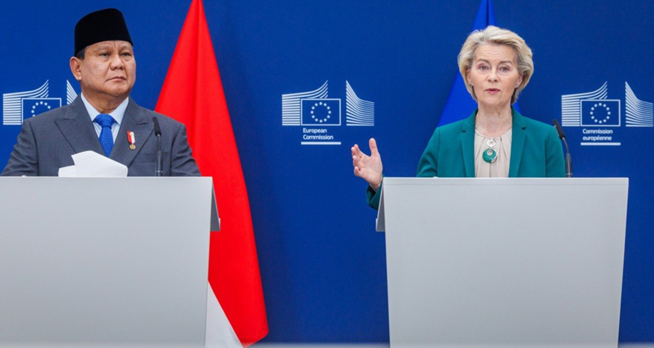 Avrupa Birliği (AB) Komisyonu Başkanı Ursula von der Leyen, ABD’nin AB’ye uygulayacağı gümrük vergilerine ilişkin, "Misilleme tedbirlerinin askıda kalma süresini ağustos ayı başına kadar uzatacağız. Aynı zamanda yeni misilleme tedbirleri hazırlamaya da devam edeceğiz" açıklamasını yaptı.