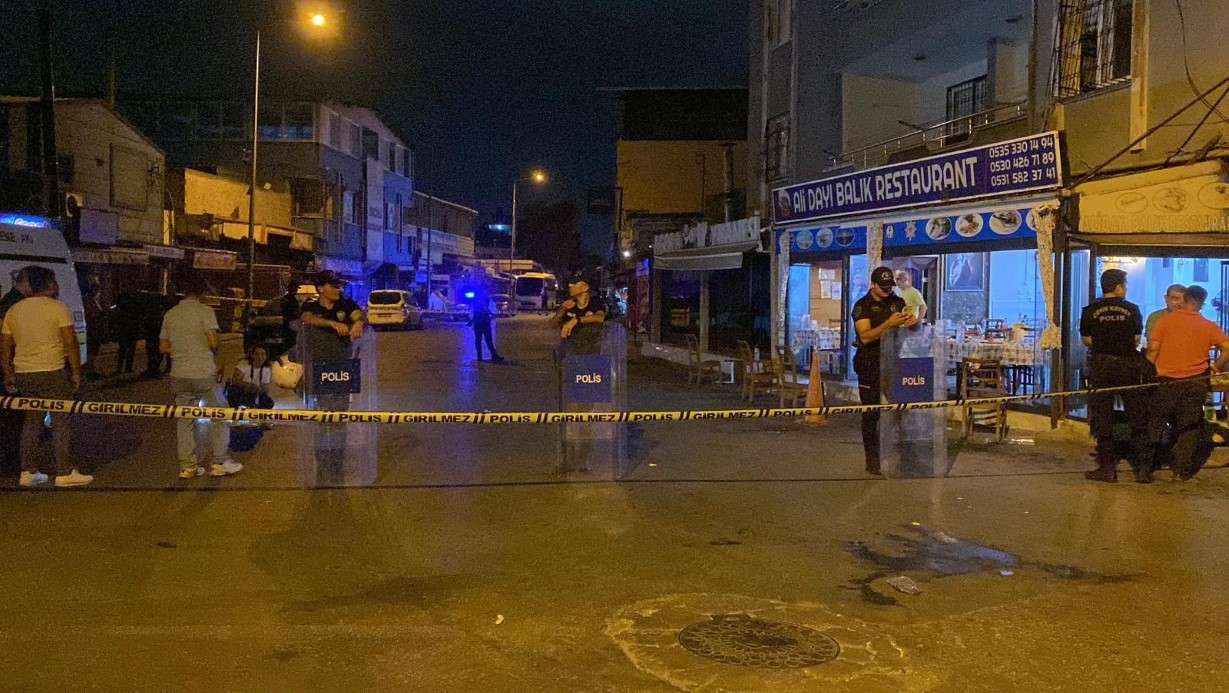 Mersin’de restoranda hesap tartışması kanlı bitti: 6 yaralı