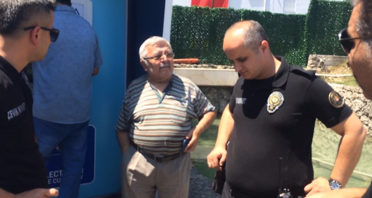 Dolandırılmak üzere olan şahsı gazetecinin uyanıklığı kurtardı - ASAYİŞ