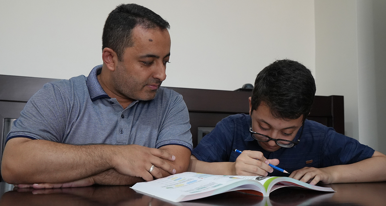 LGS’de engel tanımayan başarı öyküsü: Günde 2 saat çalışabildi, Türkiye birincisi oldu - GÜNDEM