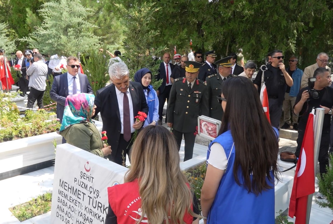 Tek erkek evladı doğum gününde şehit düşen baba: 