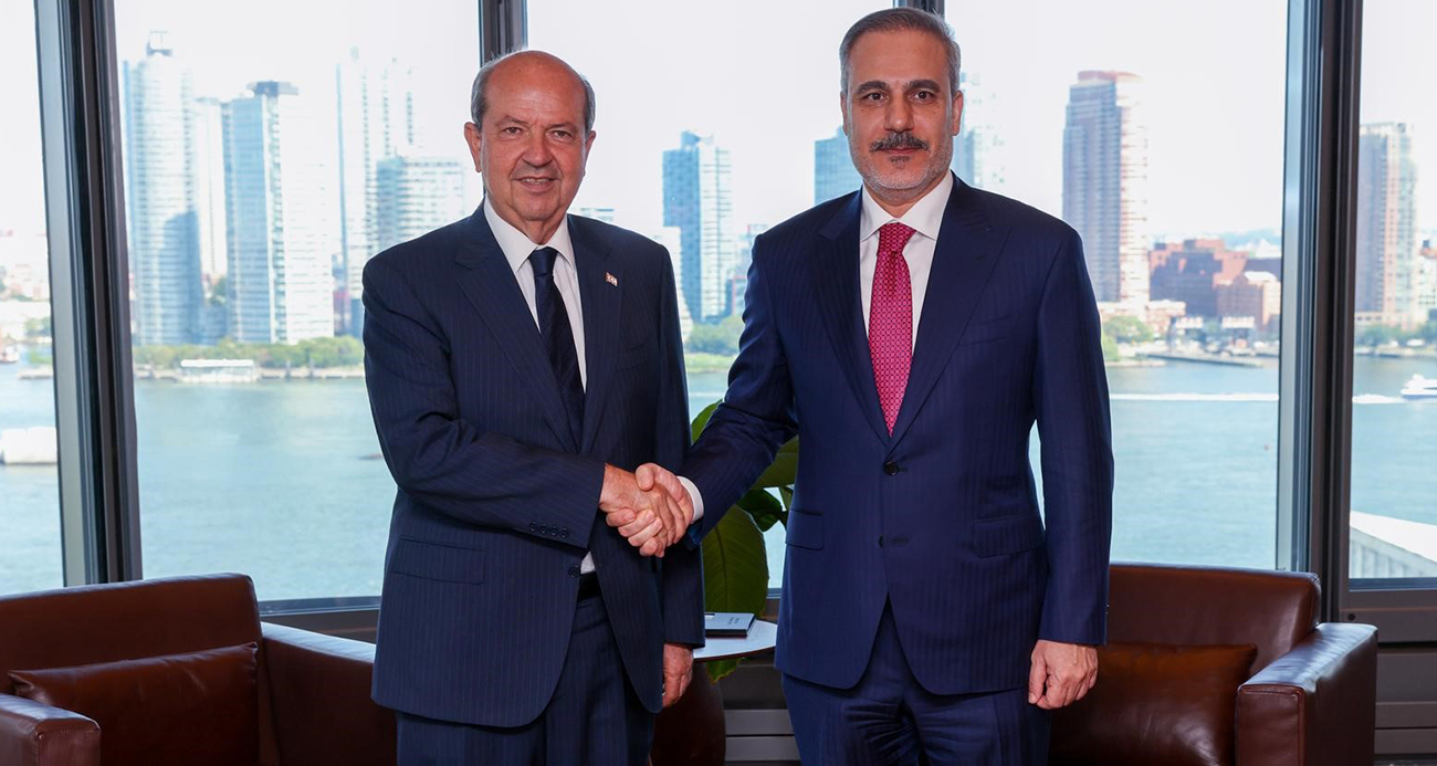 Dışişleri Bakanı Fidan, KKTC Cumhurbaşkanı Tatar ile bir araya geldi