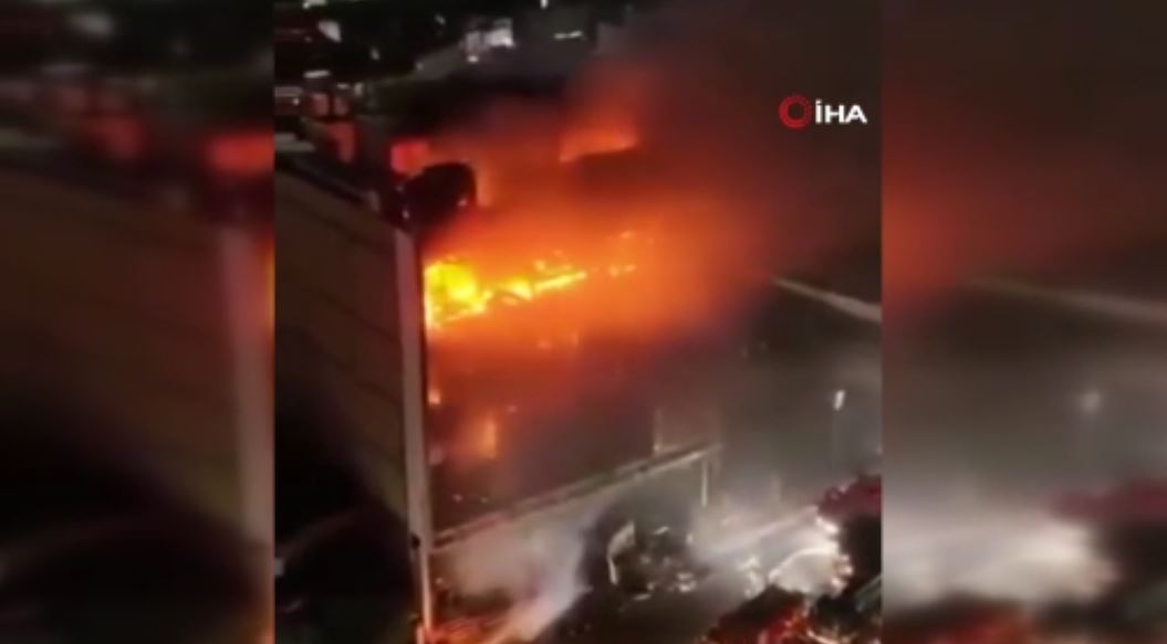 Irak'ta bir alışveriş merkezinde yangın! 50 kişi hayatını kaybetti