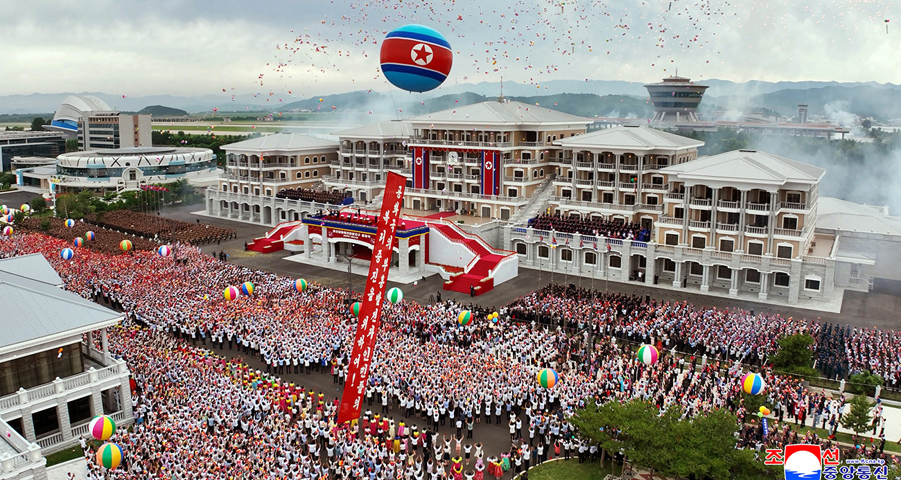 Kuzey Kore yeni açılan dev tatil kompleksine yabancı misafir kabulünü askıya aldı