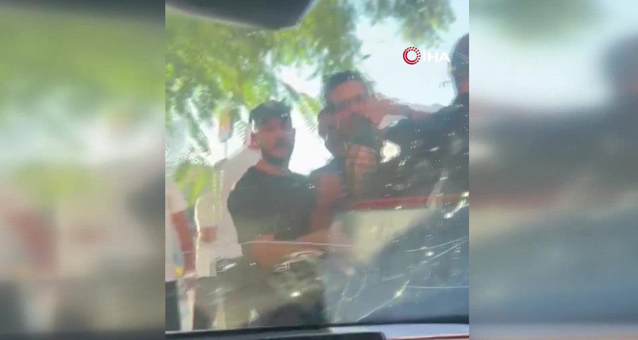 İsrailliler Arap milletvekilinin aracına saldırıp, "Araplara ölüm" sloganları attı