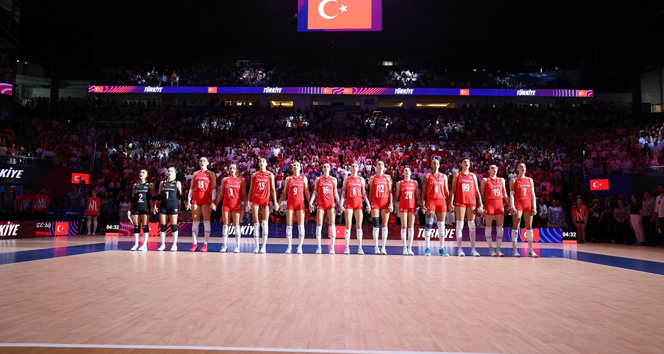 A Milli Kadın Voleybol Takımı, Polonya’ya gitti