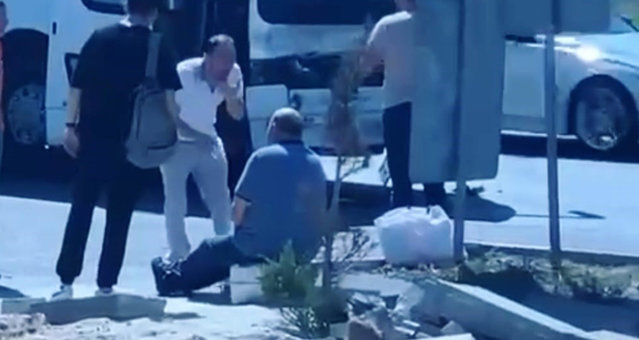 Kütahya’da işçi servisi tankere çarptı: 8 yaralı