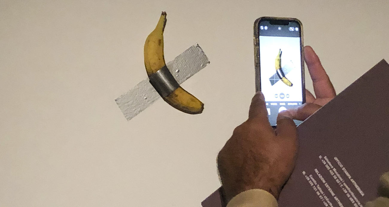 İtalyan sanatçının duvardaki 6.2 milyon dolarlık "muz eseri" bir kez daha yendi