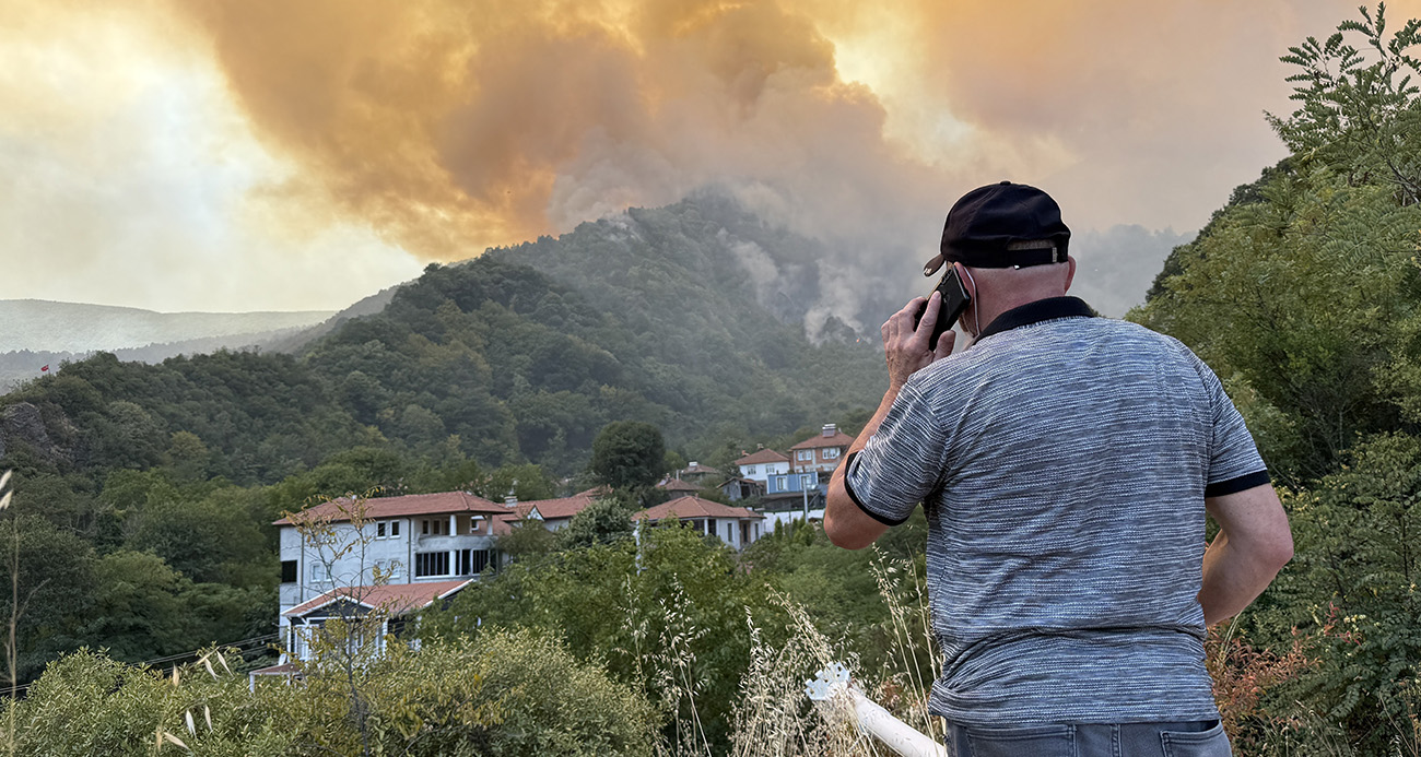Sakarya’da alevlere müdahale sürüyor