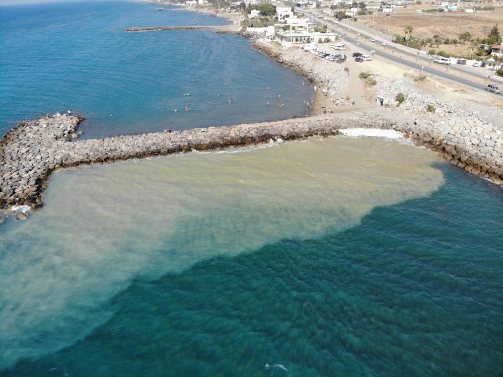Akdeniz’de suyun yüzeyinde oluşan beyaz tabaka tedirgin etti