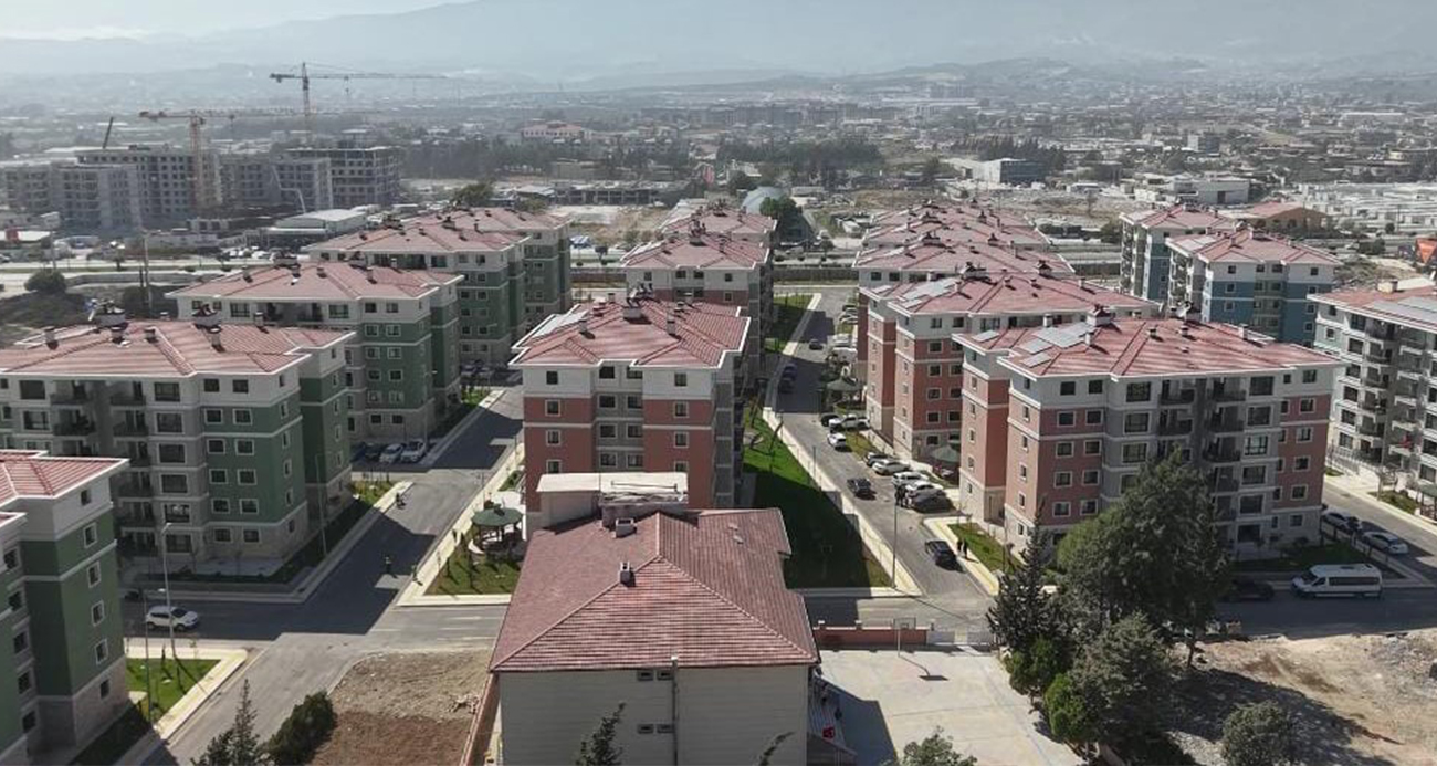 Asrın felaketinde bin 200 insana mezar olan 600 konutlarında hayat yeniden başladı