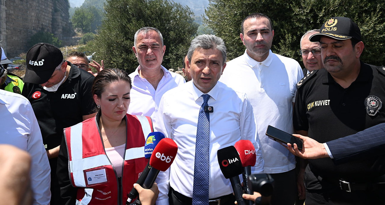 Antalya Valiliği açıkladı: 3 ilçede yangın kontrol altında, Gazipaşa’da müdahale sürüyor