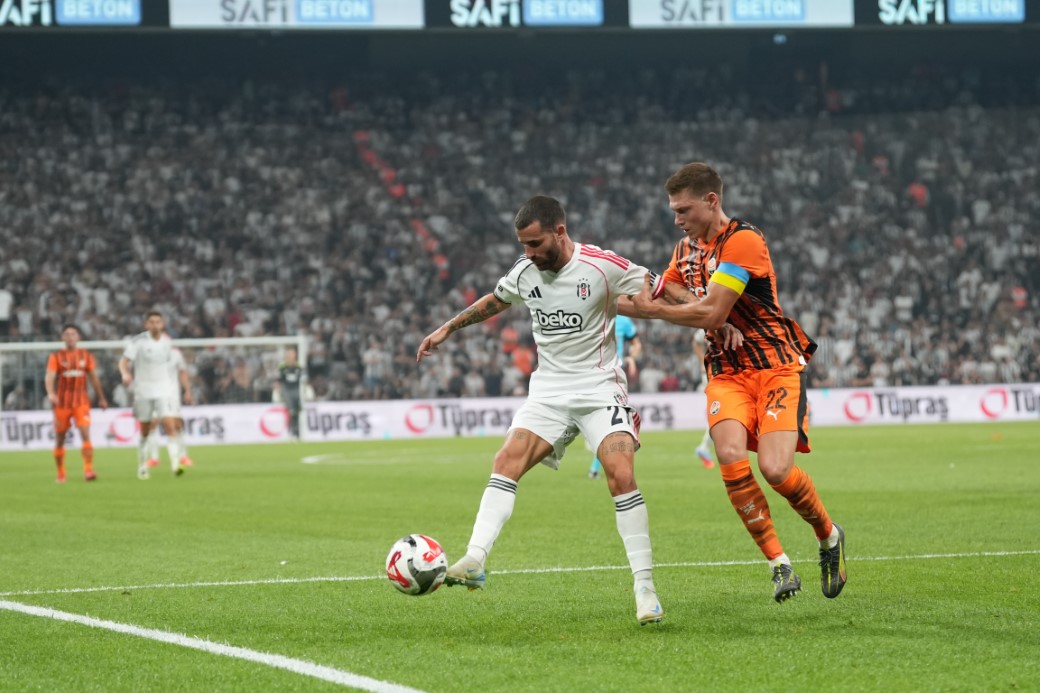 UEFA Avrupa Ligi: Beşiktaş: 2 - Shakhtar Donetsk: 4 (Maç sonucu)