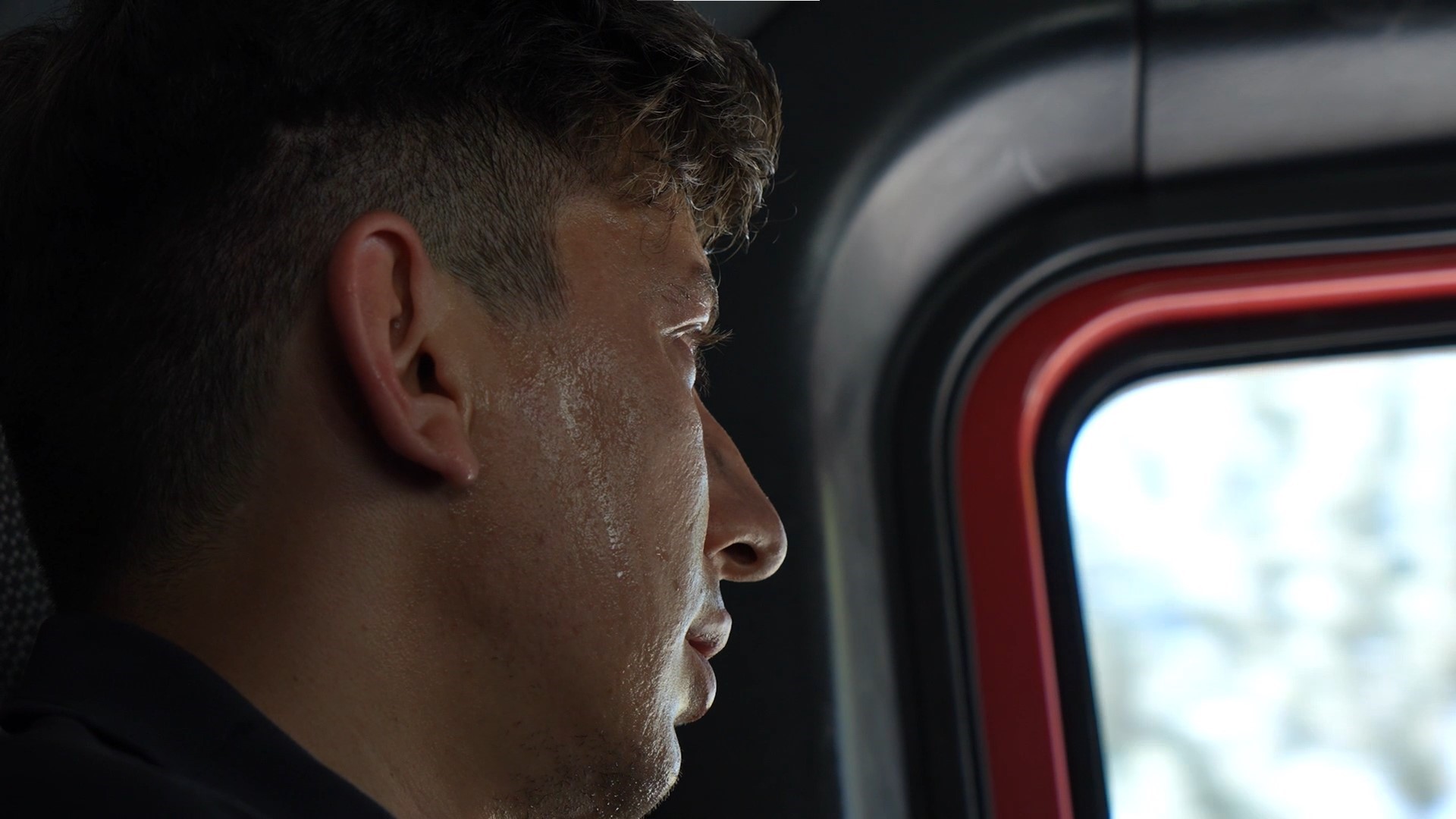 Bir sirenle başlayan hayat mesaisi: İşte itfaiyecilerin gölgedeki gerçeği