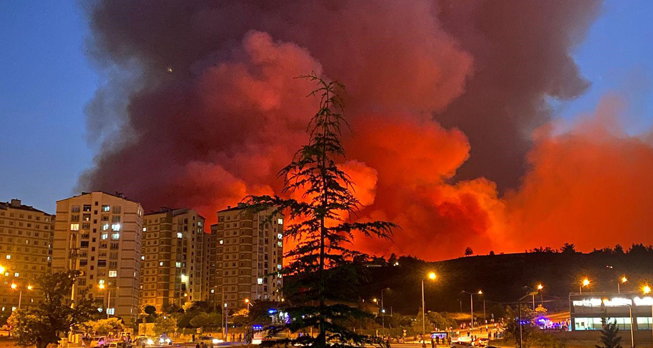 Bursa’da yangın sebebiyle Karahıdır Mahallesi boşaltılıyor