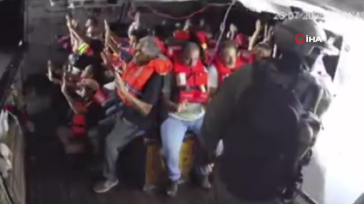 İsrail, Gazze’ye yardım götüren Hanzala gemisine müdahale etti