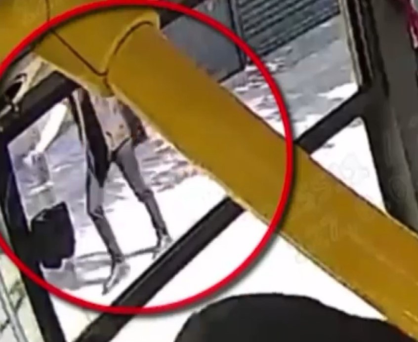 Gaziantep’te 18 kilo altının gasp edildiği anlar kamerada