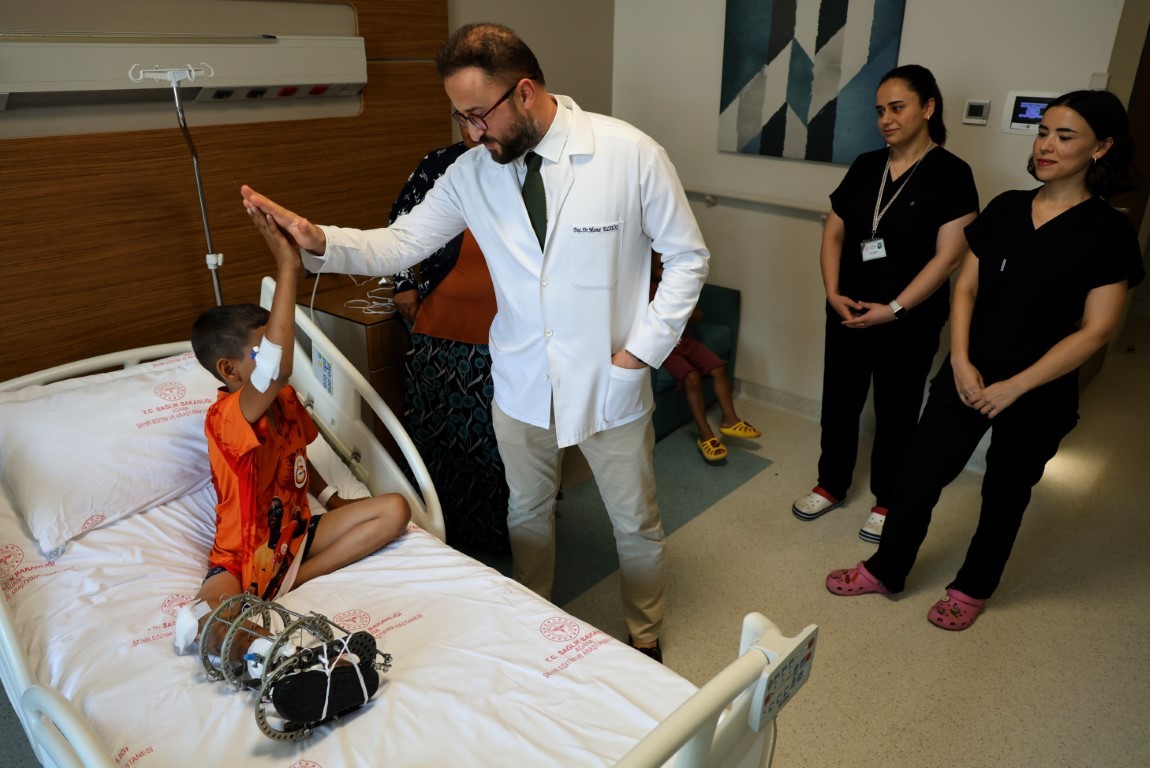 Hayatı kaykay üzerinde geçen Serdal, artık yürüyor