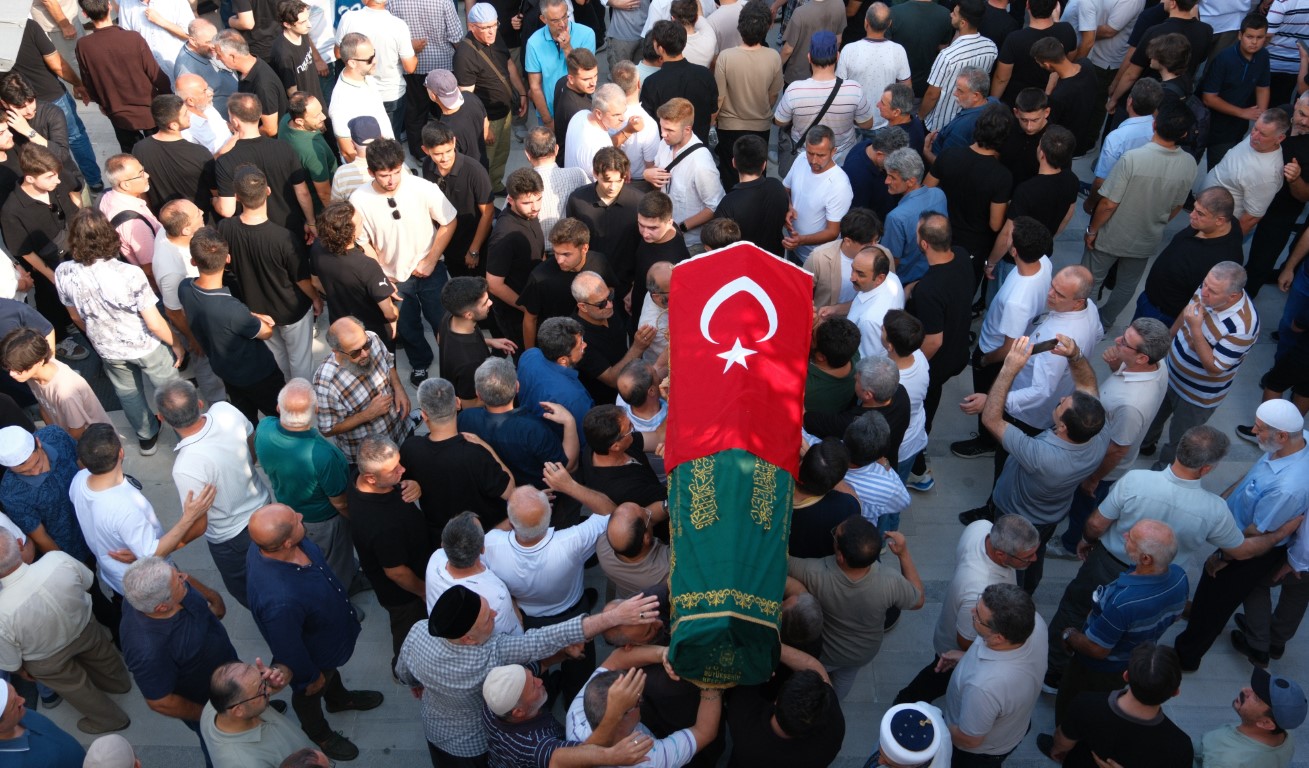 İmam babanın en acı görevi