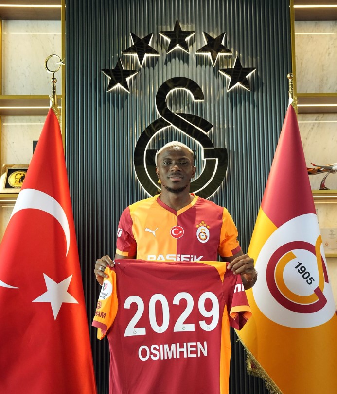 Türk futbolunun rekor transferi: Victor Osimhen