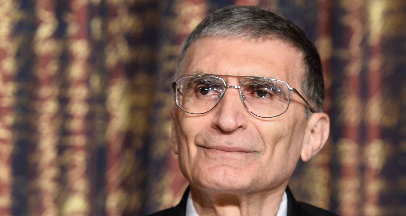 Nobel ödüllü bilim insanı Aziz Sancar'a KKTC vatandaşlığı verildi
