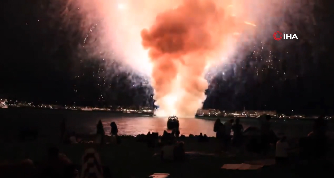 Japonya'daki havai fişek festivalinde yangın