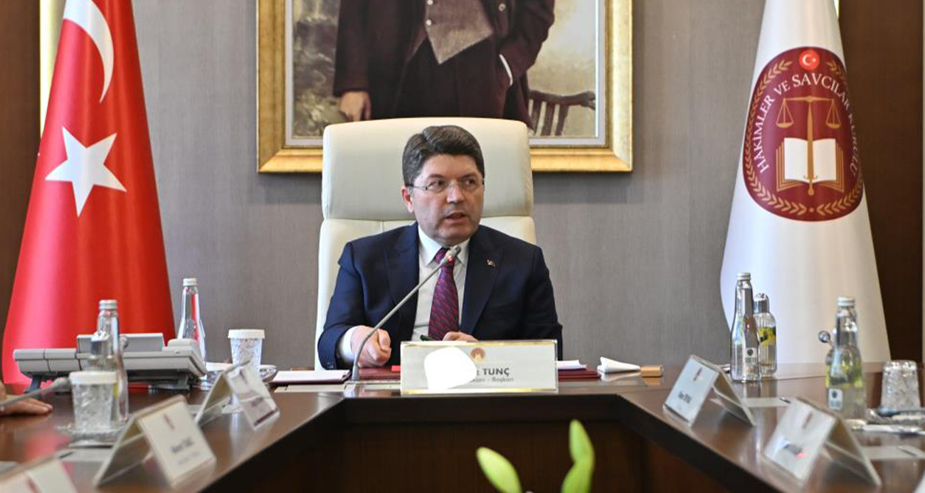 Bakan Tunç açıkladı: Sahte elektronik imza soruşturmasında 199 şüpheli hakkında dava açıldı, 37’si hakkında tutuklama kararı verildi