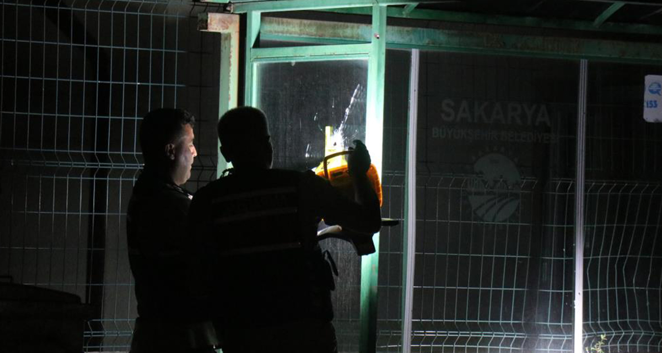 Sakarya’daki kanlı geceden detaylar: "Kız yeğene laf atma" iddiası, silahlı kavgaya dönüştü