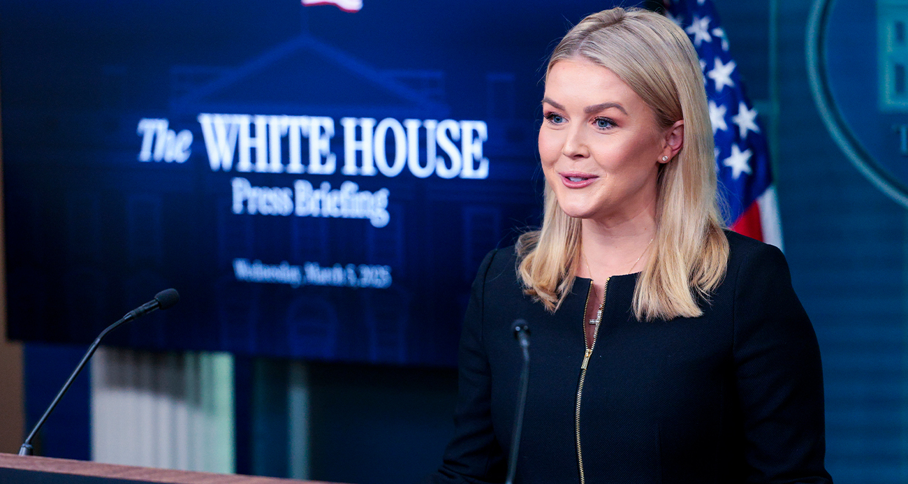 Beyaz Saray: "Ruslar, Trump ile görüşme arzusunu dile getirdi"