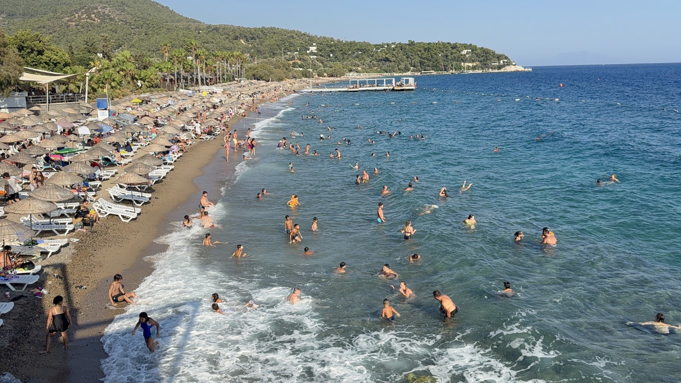 Bodrum’da adım atacak yer kalmadı, nüfus 800 bine ulaştı