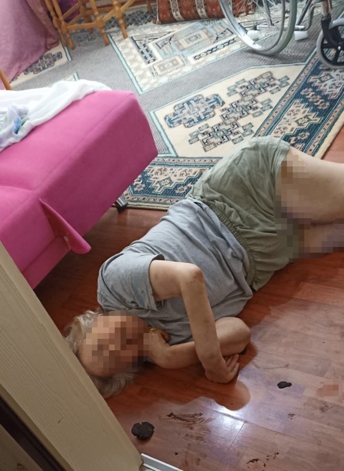 Yatalak annesini döverek komalık etmişti, gözaltına alındı