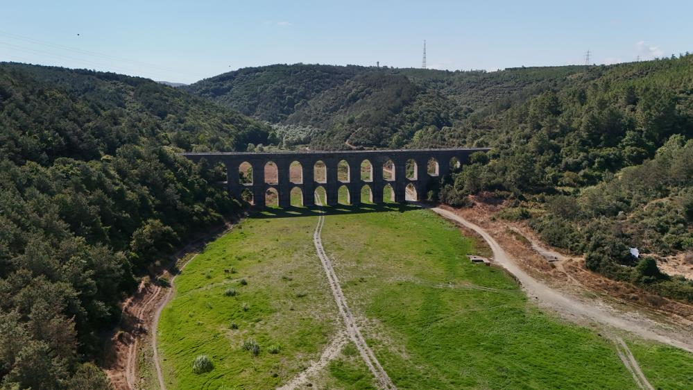 İstanbul barajlarında doluluk oranı yüzde 50’nin altına düştü, su miktarı azalan Alibey Barajı havadan görüntülendi