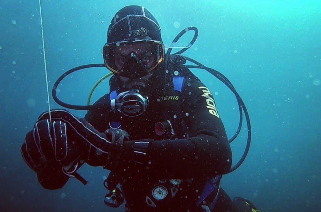 Genç dalgıç temizlik çalışması için girdiği suda hayatını kaybetti