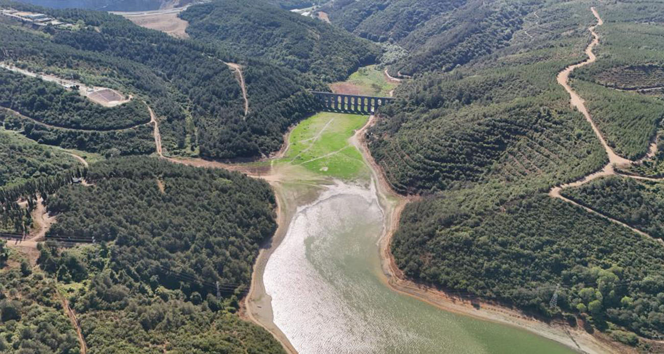 İstanbul barajlarında doluluk oranı yüzde 50’nin altına düştü, su miktarı azalan Alibey Barajı havadan görüntülendi