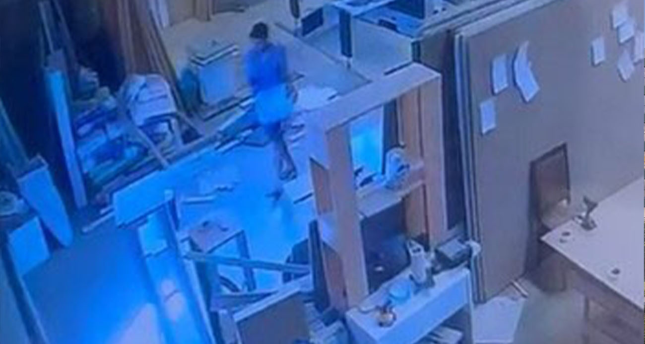 Alanya’da mobilya atölyesinin kundaklandığı anlar güvenlik kamerasında