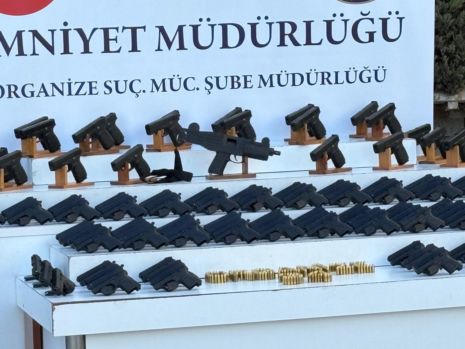 İstanbul’da motosikletli suç çetelerine operasyon: 105 gözaltı