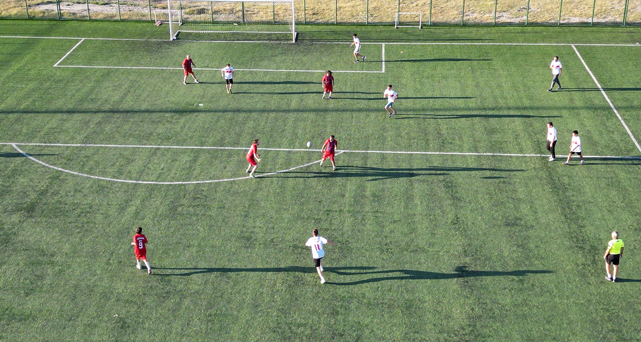 Geçmiş ile bugünü buluşturan futbol maçı