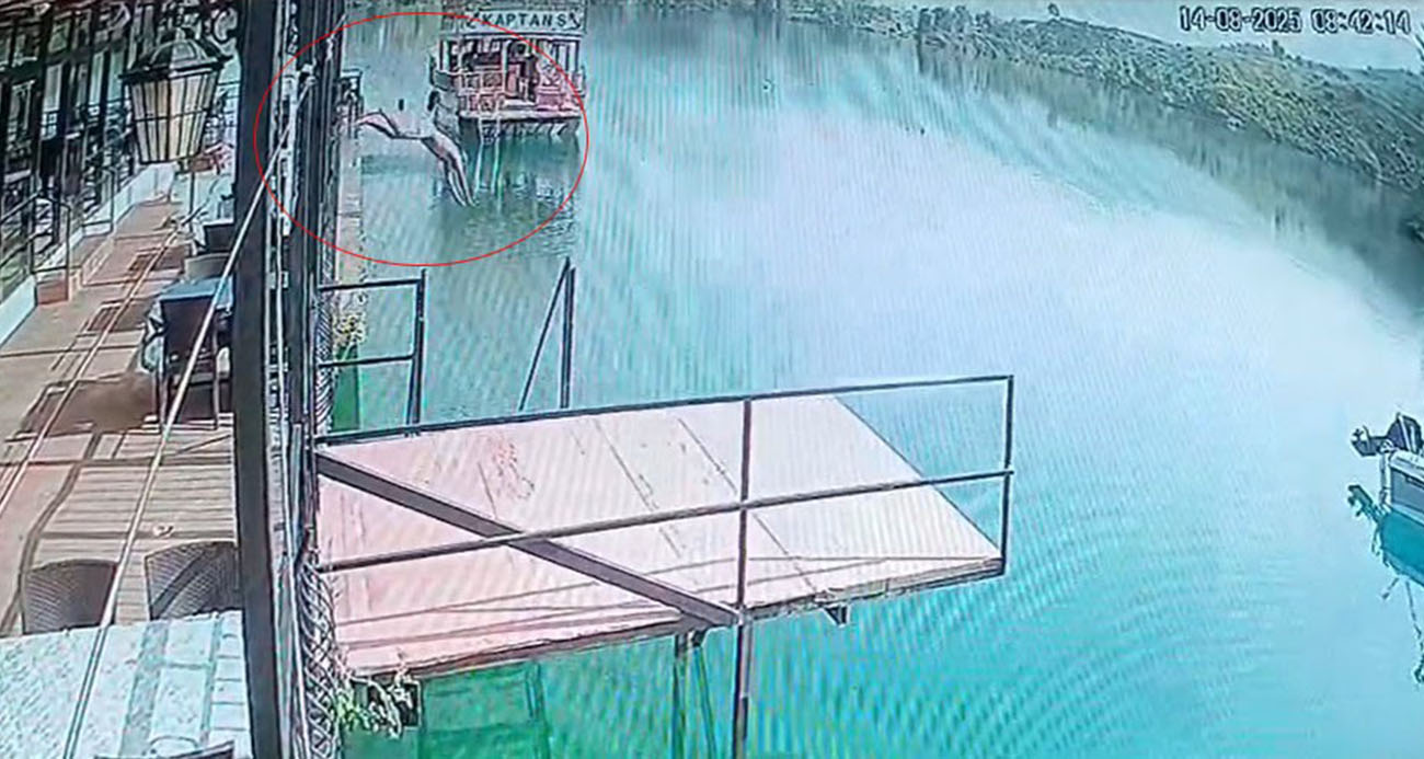 Ölüme balıklama atlayan adam yaşamını yitirdi geriye sadece olay anı görüntüleri kaldı
